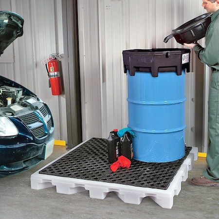 Pig PIG Poly Drip Deck 52" L x 52" W x 5.75" H PAK566